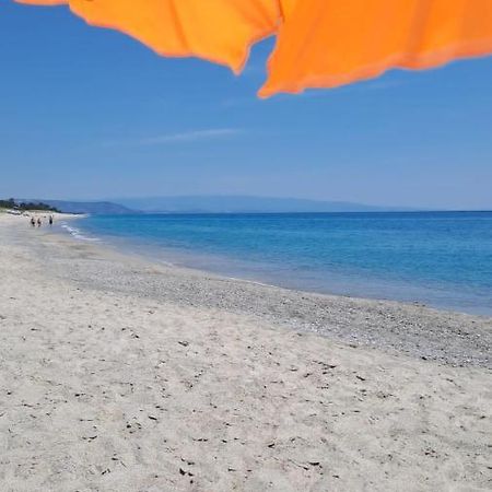 L'Isola Dei Vacanzieri 圣安德雷亚阿波斯托洛德洛约尼奥 外观 照片