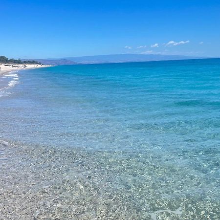 L'Isola Dei Vacanzieri 圣安德雷亚阿波斯托洛德洛约尼奥 外观 照片