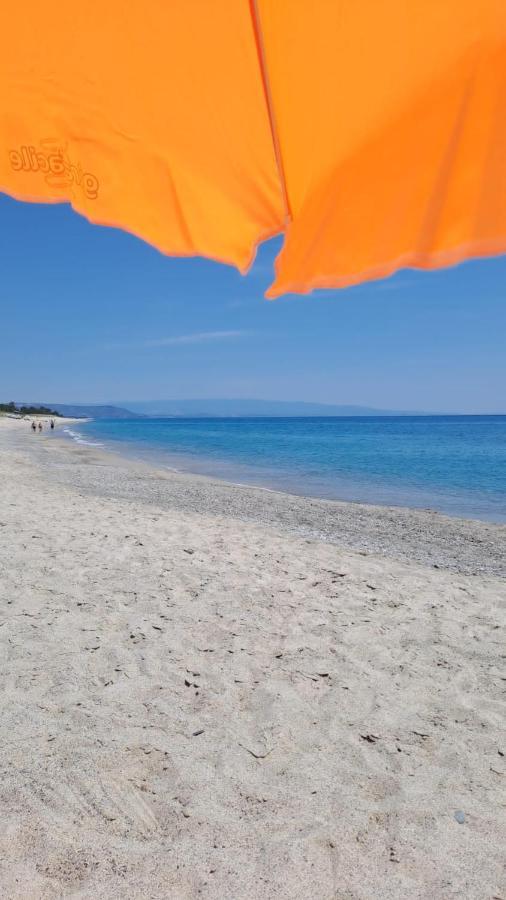L'Isola Dei Vacanzieri 圣安德雷亚阿波斯托洛德洛约尼奥 外观 照片